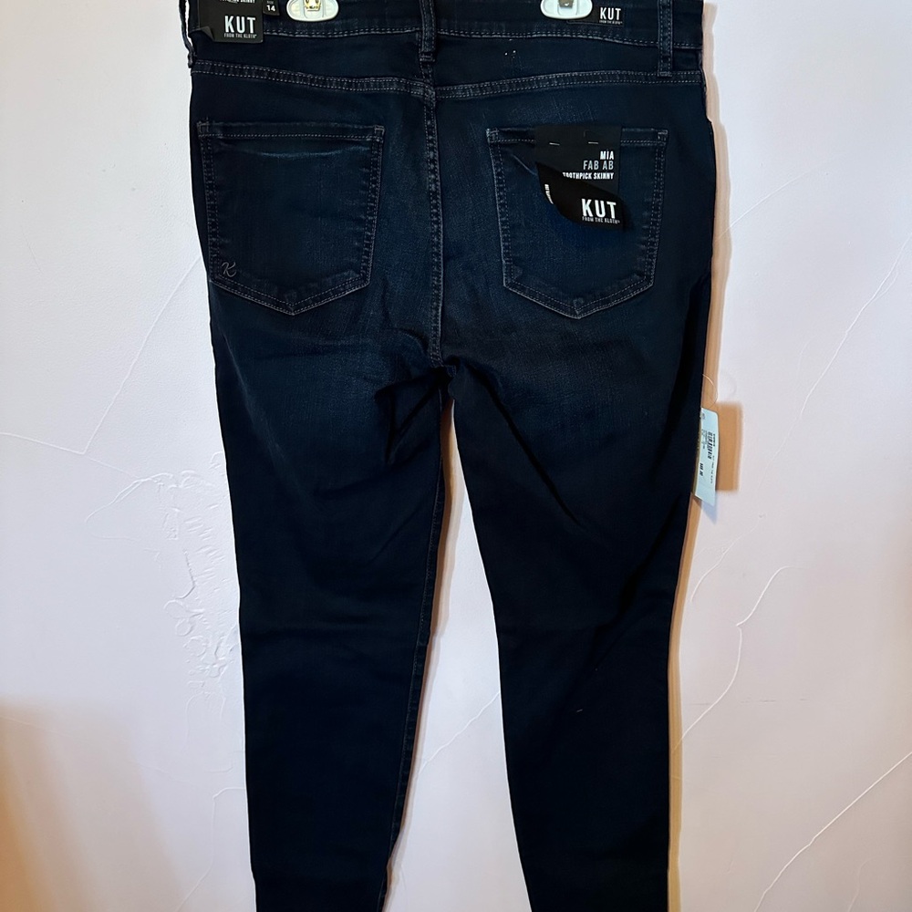 KUT dark wash skinny jeans. Size 14.